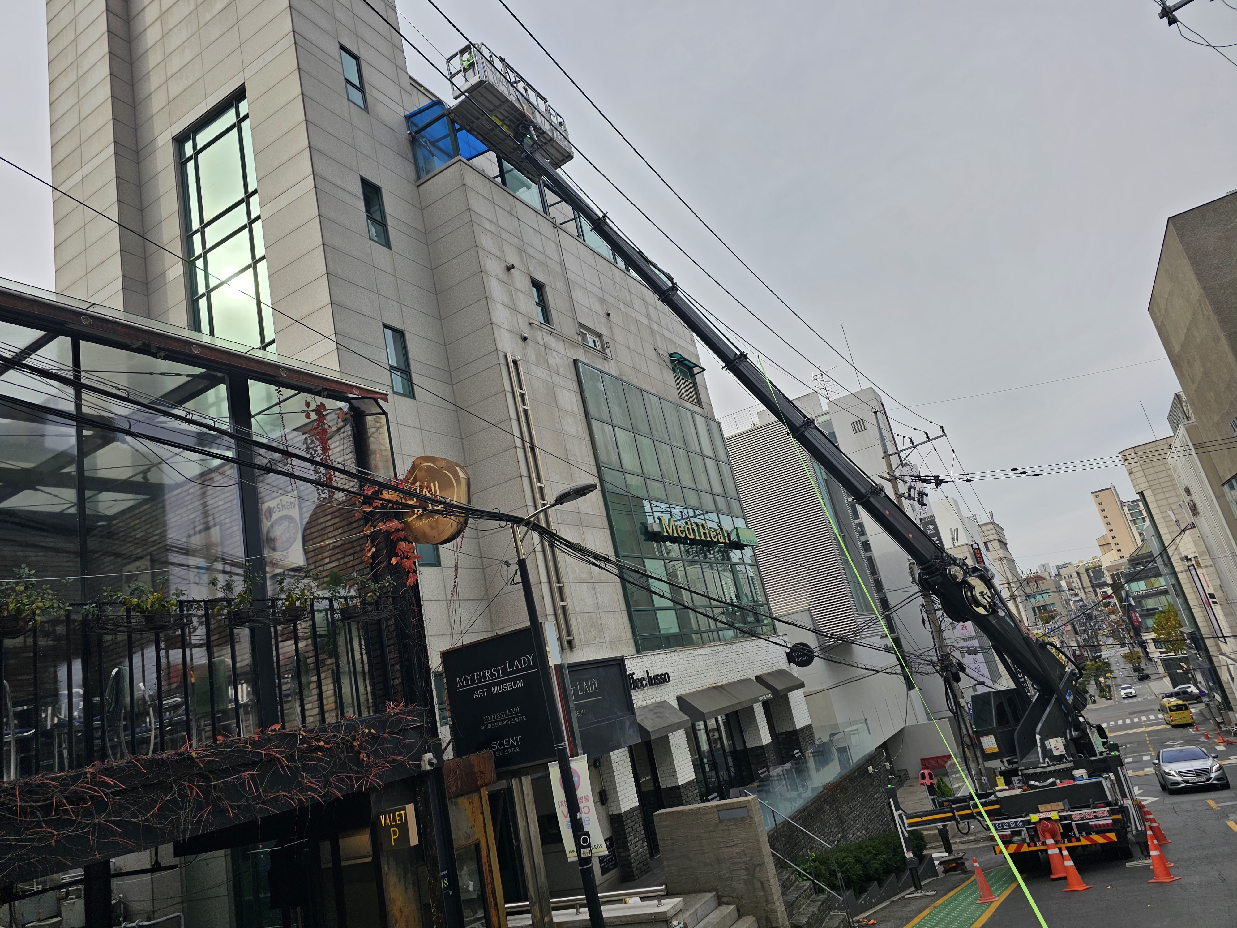 KakaoTalk_20251117_132427245_04.jpg